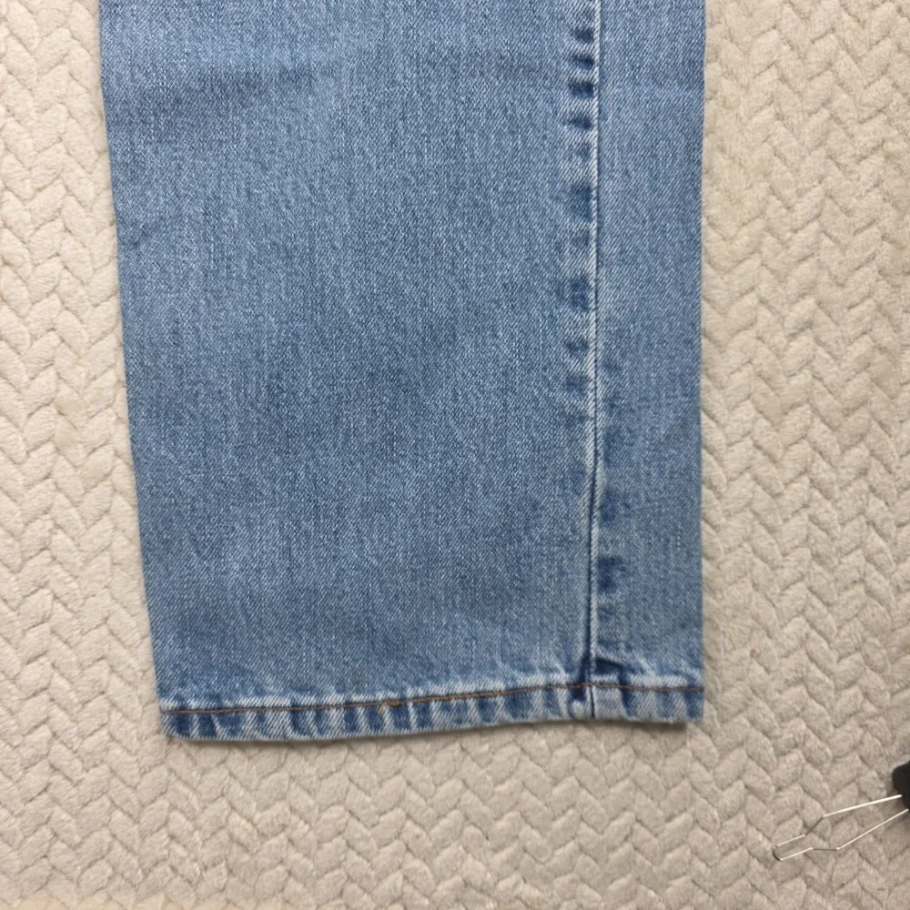 Vintage‎ Levis 505 Mens Jeans 38x32 Made in USA Light Wash Straight Leg 2000s